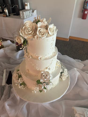 Genesis Decorations And Cakes