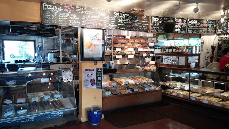 Golden Crown Panaderia