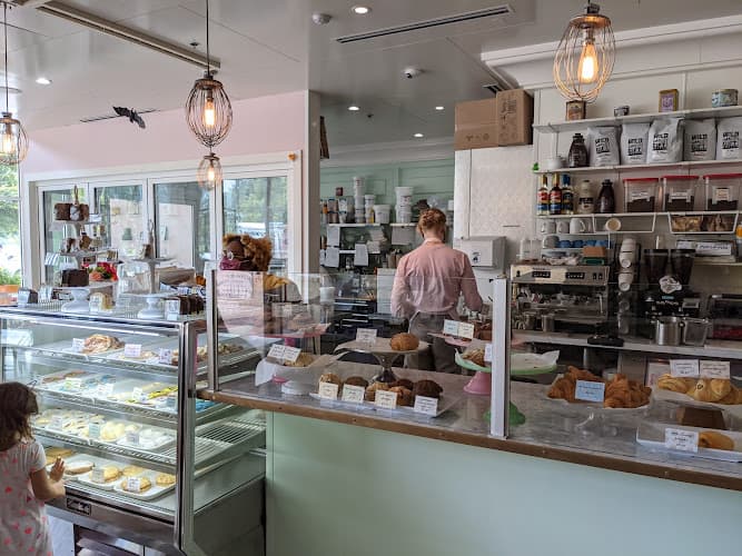 Lady Quack's Bakery and Cake Shop