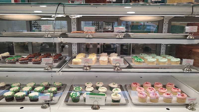 SusieCakes - Austin West Wood