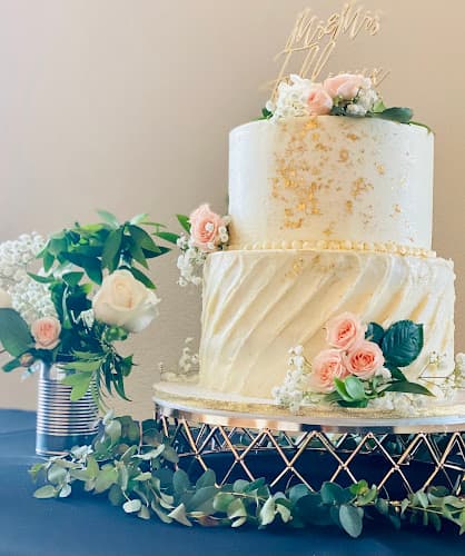 Designer Cakes & Confections