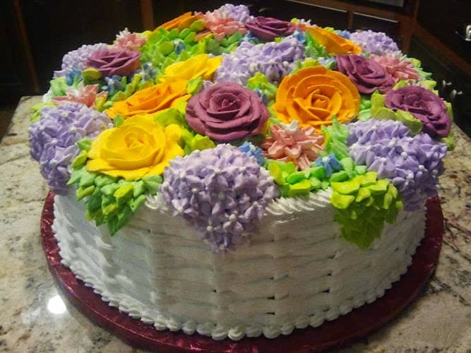 Creative Cakes & More
