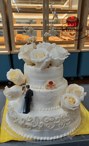 Artesanal: Pasteleria, Panaderia, y Más