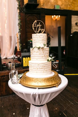 Kim’s Kakery, Bakery & Café