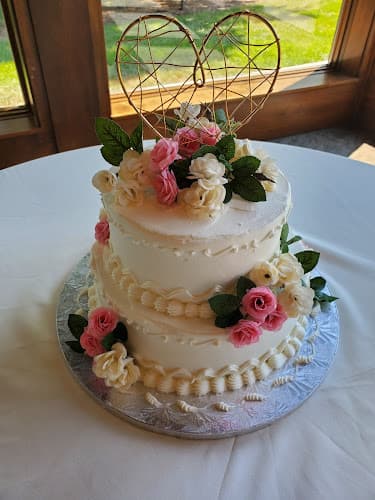 Heitzman Bakery - Custom Cakes