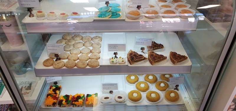 Primas Bakery + Boutique