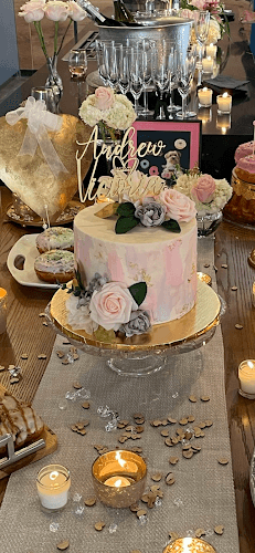 Scotchie's Custom Cakes