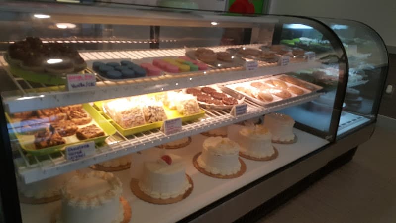 Edible Art Bakery & Dessert Cafe