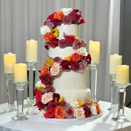 Gown and Glaze - Wedding Cakes