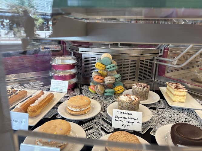Le Macaron French Pastries Tucson