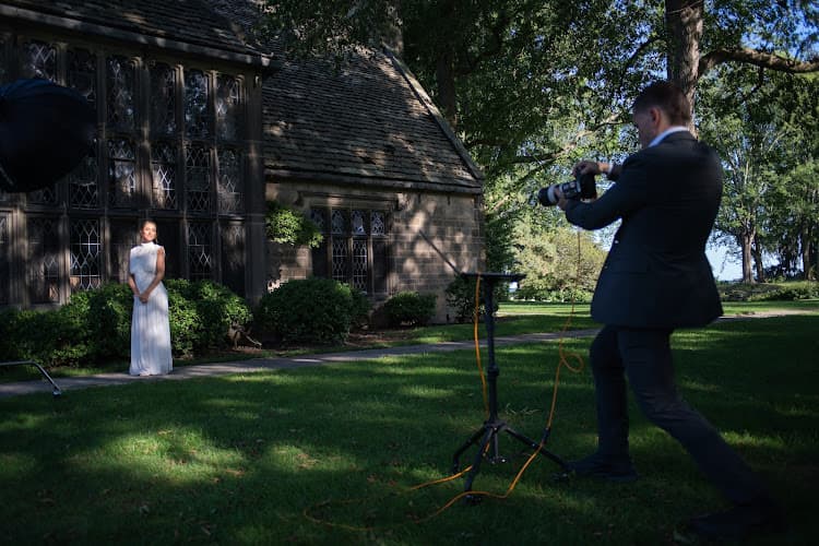 Headshots by Detroit Photography