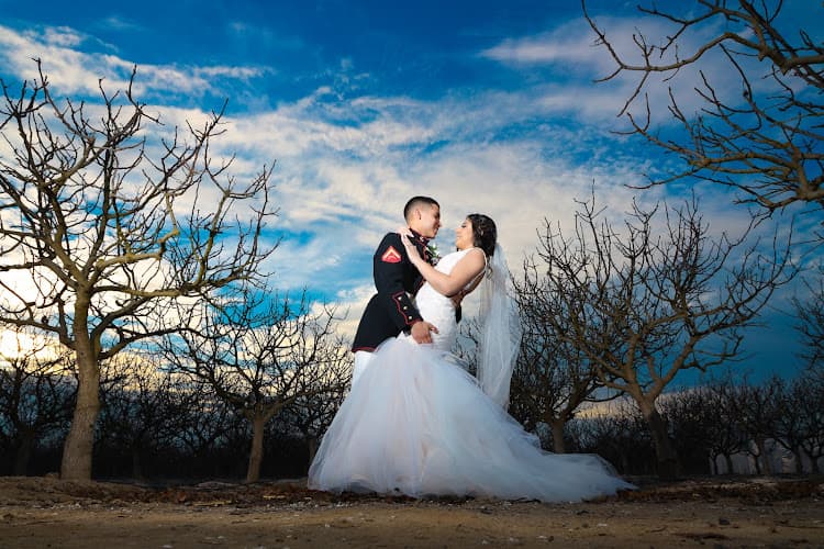 Correa's Photography & Video