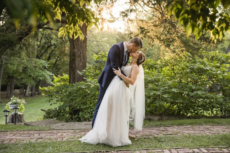 Husband + Wife Photography