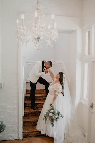 CreatedFour Wedding Photo & Video