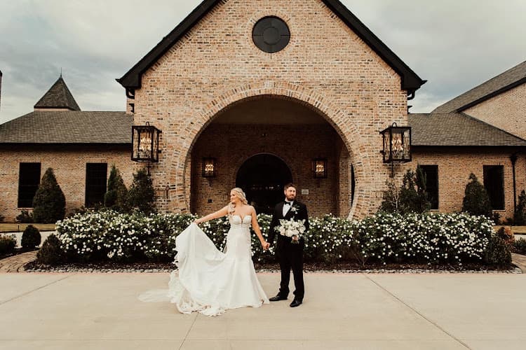 Loose Ends Event Design Inc.