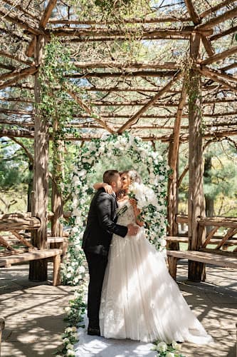 Dare to Dream: All-Inclusive Elopement Packages in NYC