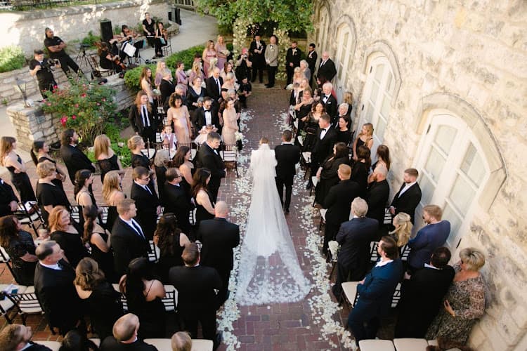 Chateau Bellevue | ATX