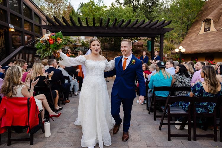 Craftwood Peak by Wedgewood Weddings