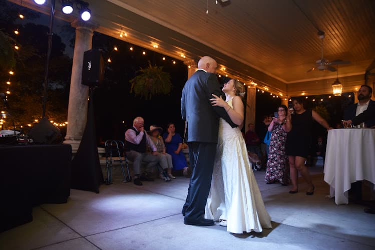 Peterson-Dumesnil House