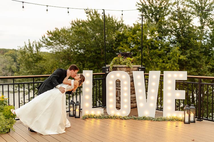 Leopold's Mississippi Gardens