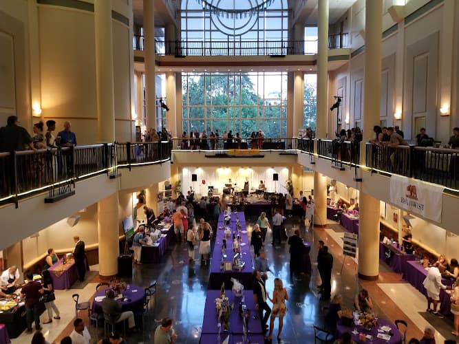 Tsakopoulos Library Galleria